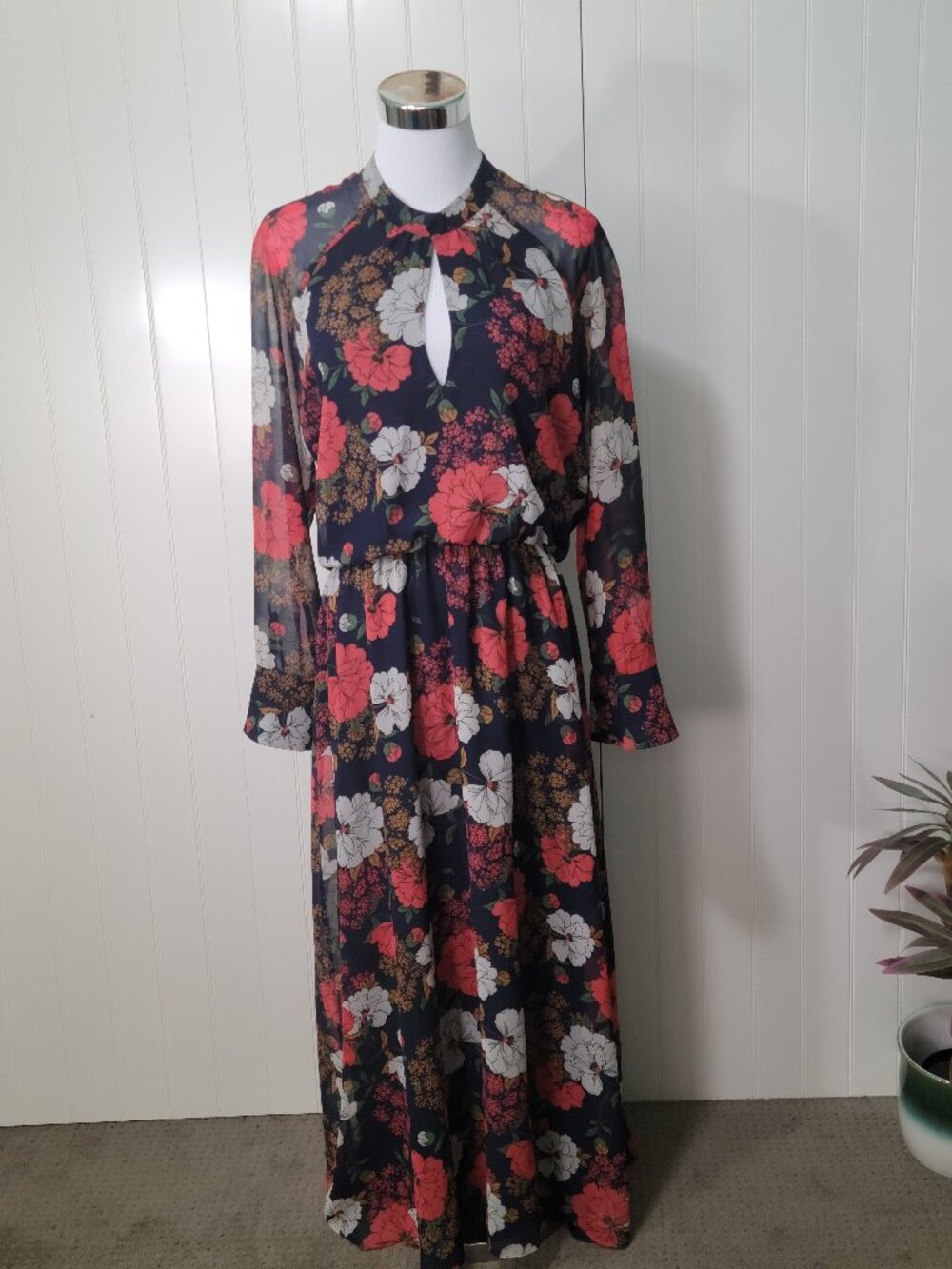 Zara Floral Boho Garden Party Peekaboo Chiffon Bold Botanical Navy Maxi Dress L